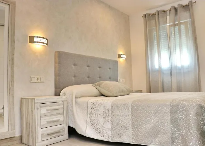 Colon Кониль-де-ла-Фронтера